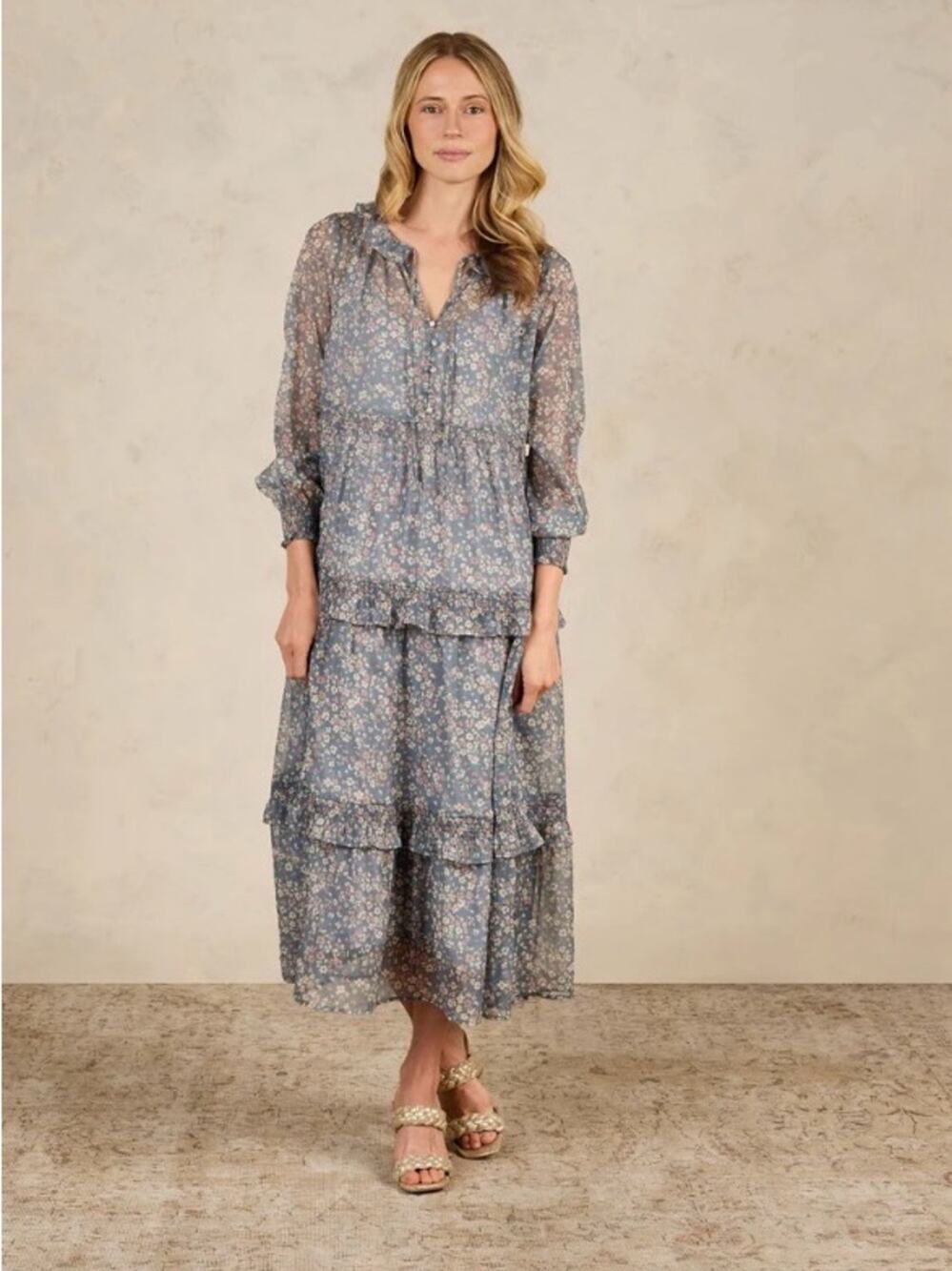Noralee Meadow Mirabelle Tiered Maxi Dress - Gray Floral - Large - NWT